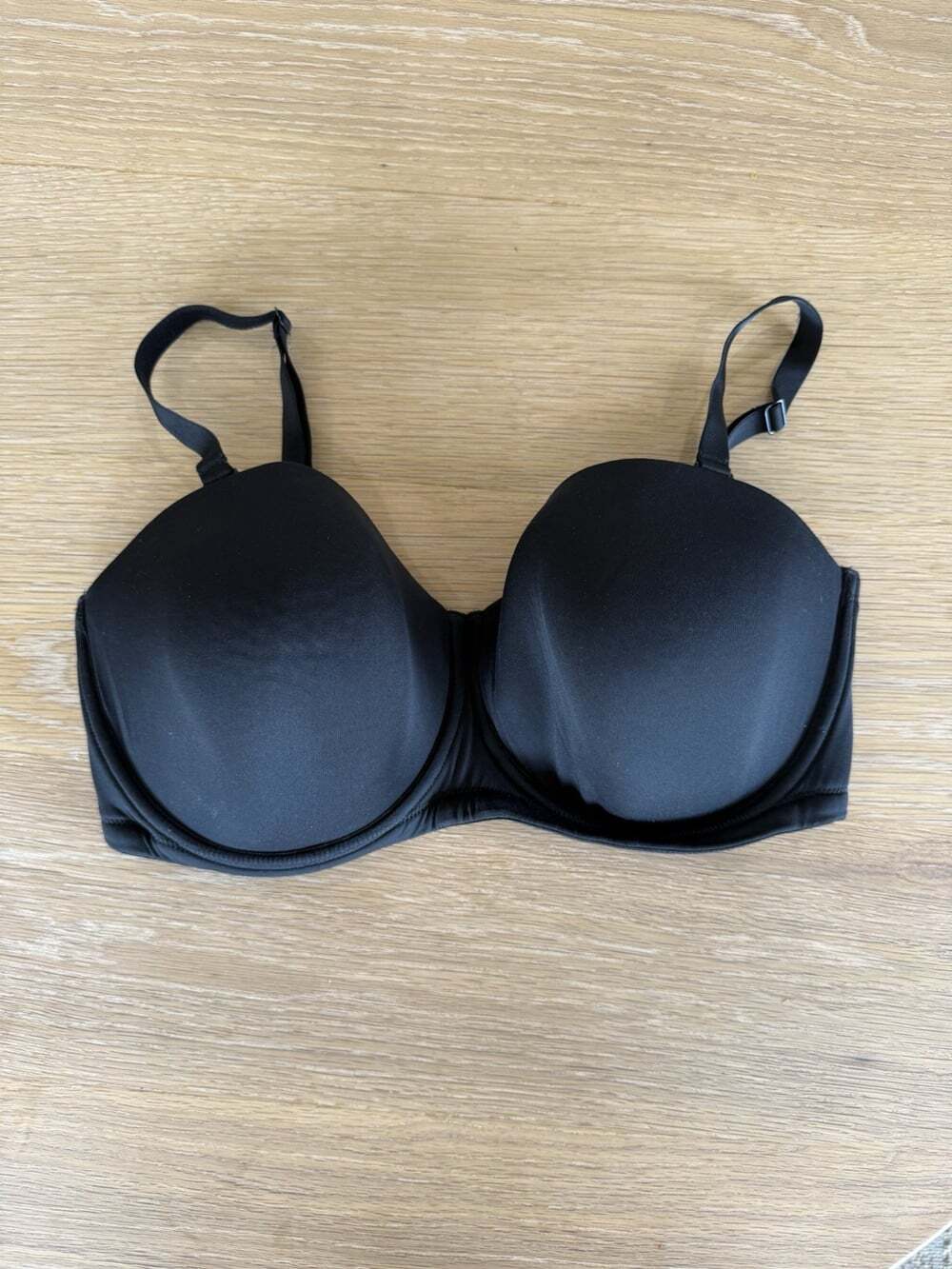Wacoal Soft Women's 38H 38 H Black Bra T Shirt Underwire Lightly Padded 854119